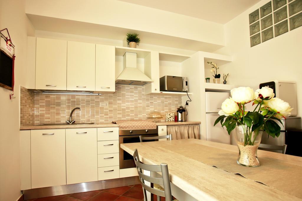 B&B A Casa Di Amici Giardini Naxos Ngoại thất bức ảnh