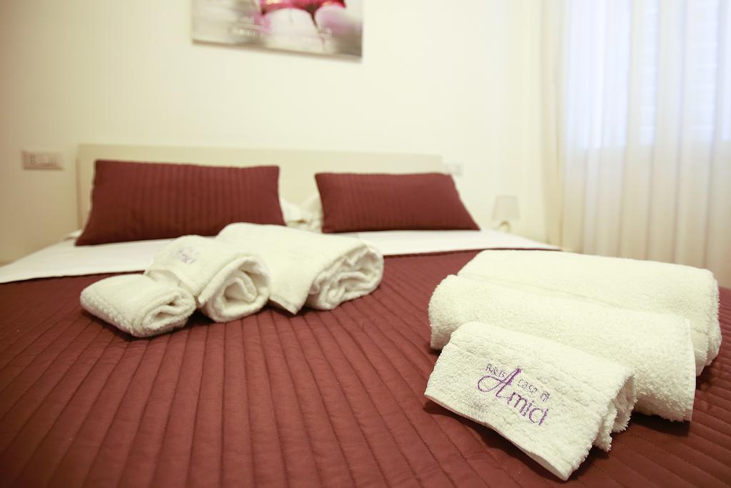 B&B A Casa Di Amici Giardini Naxos Ngoại thất bức ảnh
