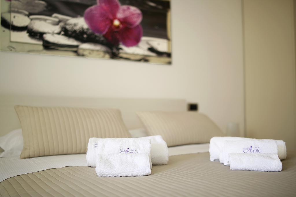 B&B A Casa Di Amici Giardini Naxos Ngoại thất bức ảnh