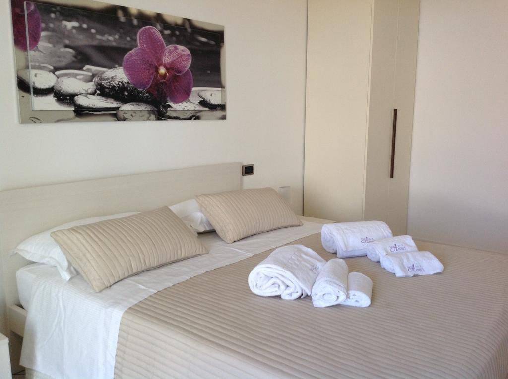 B&B A Casa Di Amici Giardini Naxos Ngoại thất bức ảnh